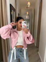 CASACO CROPPED ROSA COM FECHO FRONTAL E CINTURA AJUSTADA IMPERIAL