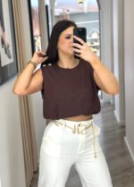TOP CASTANHO COM OMBREIRAS E DETALHES DOURADOS PONTO CHIC