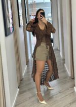 CALÇÃO DE GANGA TAUPE COM DETALHES DOURADOS PONTO CHIC - Image 2