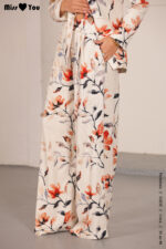 CALÇAS ESTAMPADO FLORAL COM PREGAS MISS YOU - Image 4