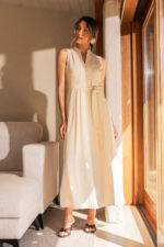 VESTIDO MIDI FLUIDO BEGE COM CINTO FERRACHE - Image 4