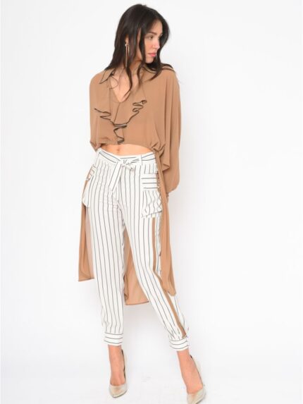 CALÇA BRANCA ÀS RISCAS COM CINTO GIL SANTUCCI