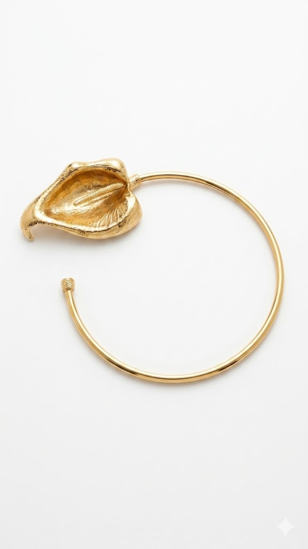 Cópia de STORIES (BEA) COLAR DOURADO COM PENDENTE TEXTURADO SAHOCO - Image 1