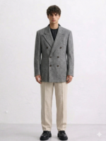 SOBRETUDO PADRÃO ESPINHA DUPLA ABOTOADURA JOVIT’S