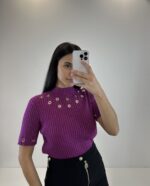 CAMISOLA ROSA COM ILHÓS CANELADA GIL SANTUCCI