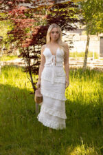 CONJUNTO BRANCO EM LINHO SAIA E TOP PONTO CHIC - Image 2