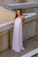 VESTIDO CRU COM ARGOLAS DECORATIVAS NAS COSTAS LANÇA PERFUME - Image 2