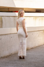 VESTIDO EM RENDA COM DRAPEADO E ABERTURA LATERAL PONTO CHIC - Image 5