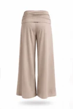 CALÇA CAMEL COM DRAPEADO E PORMENOR DOURADO SAHOCO - Image 3