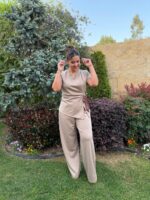 CONJUNTO CASTANHO COM DETALHE DE LAÇO PONTO CHIC