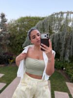 TOP VERDE SECO COM ALÇA FINA PONTO CHIC