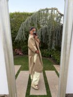TRENCH COAT BEGE COM ABERTURA LATERAL PONTO CHIC - Image 3