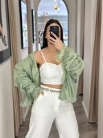 CASACO VERDE COM VOLUME E RENDA PONTO CHIC - Image 2