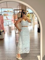 CONJUNTO AZUL EM RENDA COM TOP E SAIA PONTO CHIC - Image 2