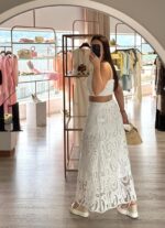 CONJUNTO BRANCO EM RENDA COM TOP E SAIA PONTO CHIC - Image 3