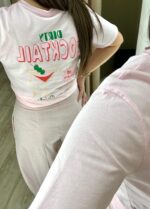 T-SHIRT ROSA COM ESTAMPADO COCKTAIL PONTO CHIC - Image 3