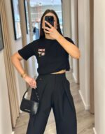 T-SHIRT PRETA COM ESTAMPADO COCKTAIL PONTO CHIC - Image 2