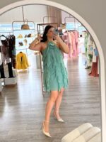 VESTIDO VERDE ÁGUA COM FOLHOS DIXIE