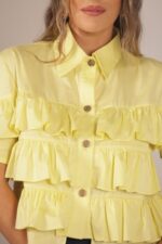 CAMISA AMARELA COM FOLHOS MISS YOU - Image 3