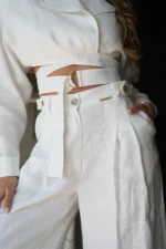 CALÇA LARGA EM LINHO BRANCO SAHOCO - Image 2
