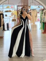 VESTIDO COMPRIDO PRETO E BRANCO COM FLORES EM RELEVO PONTO CHIC