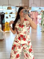 TOP FLORAL BRANCO E VERMELHO IMPERIAL