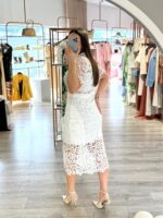 VESTIDO BRANCO EM RENDA COM CINTO PONTO CHIC - Image 2