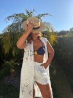 BIQUÍNI AZUL COM CONCHA DOURADA LANÇA PERFUME