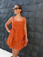VESTIDO CURTO DE LINHO TERRACOTA PONTO CHIC - Image 3